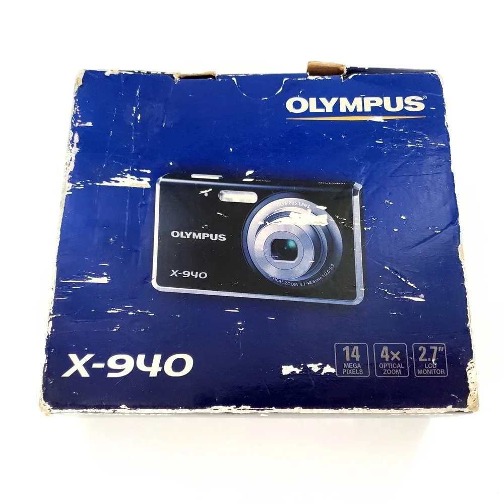 Olympus X-940 14.0MP Digital Camera Silver Brand New Open/Damaged Box